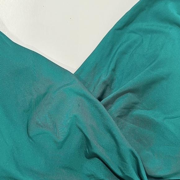 Jantzen Solid Wrap Over One-piece Swimsuit Size 10 Slimming Ruched Swim - Picture 6 of 10